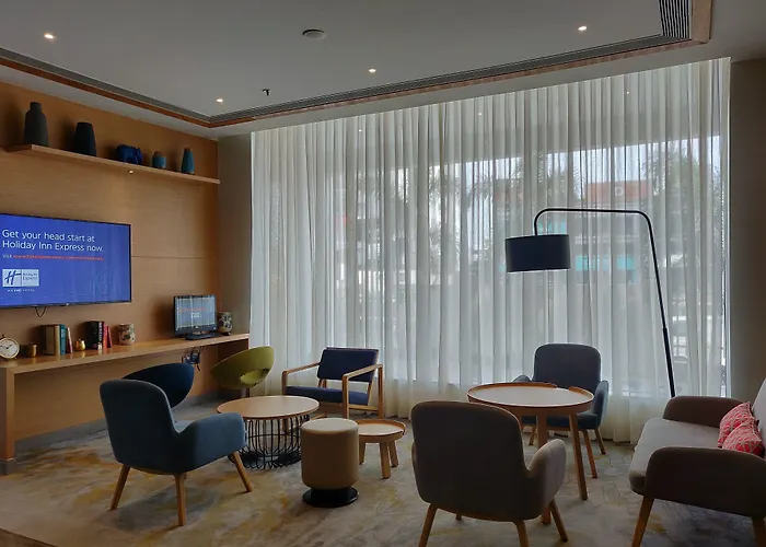 Holiday Inn Express Chennai Omr Thoraipakkam By Ihg